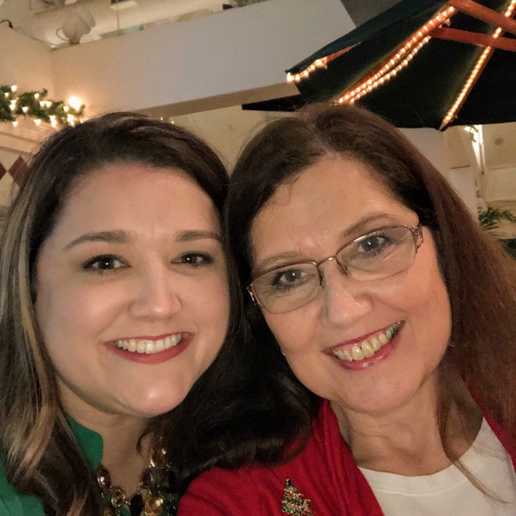 Meet your Posher, Elizabeth - Picture 5 of 8